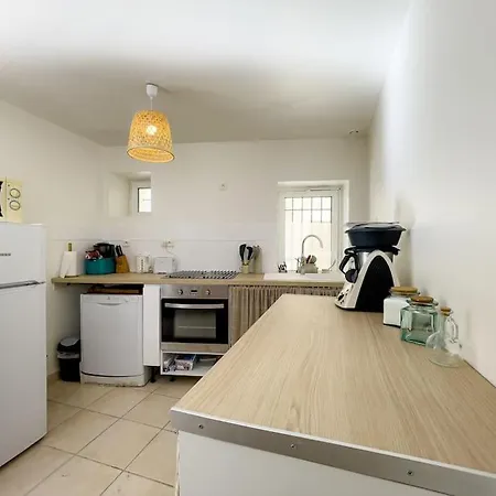 Holiday home Charmante Maison De Village - Plages 30'