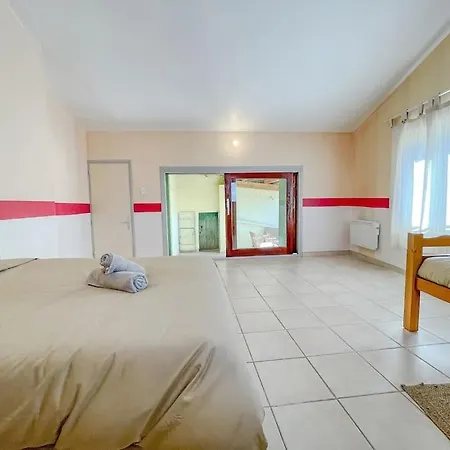 Holiday home Charmante Maison De Village - Plages 30' *
