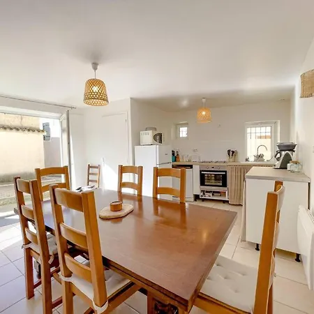 Charmante Maison De Village - Plages 30' *