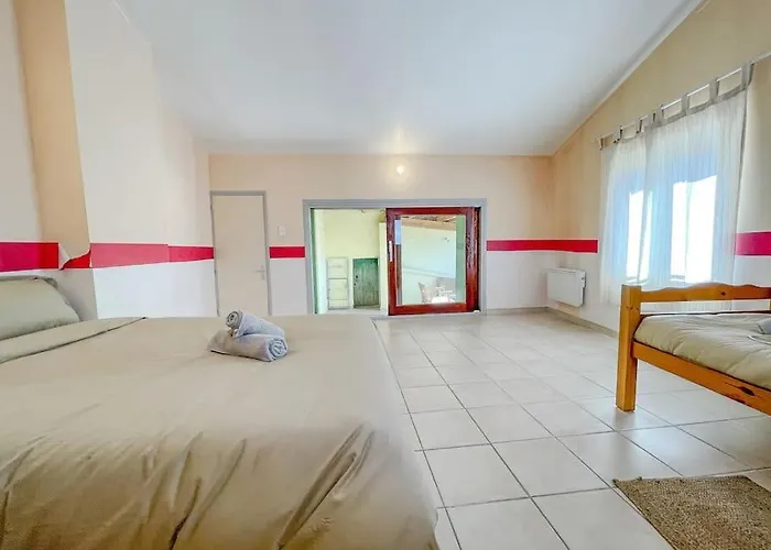 Casa vacanze Charmante Maison De Village - Plages 30' *