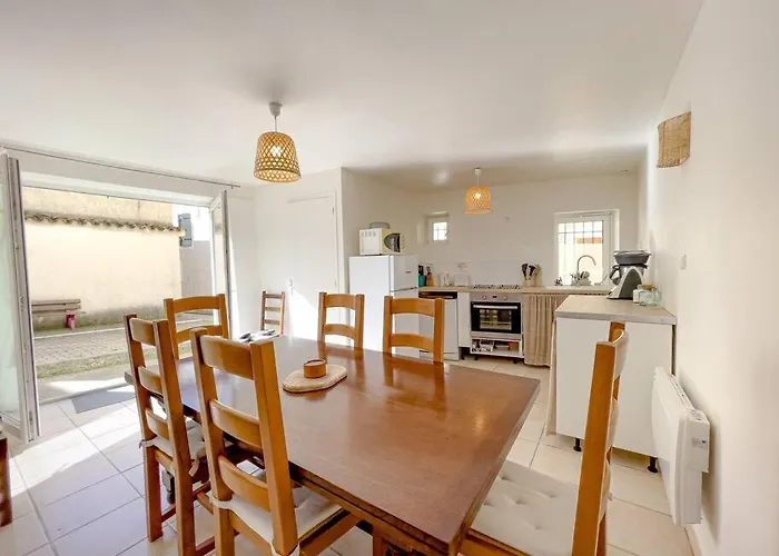 Charmante Maison De Village - Plages 30' *